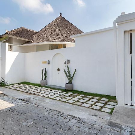 Villa Weiss Berawa Canggu Exterior foto