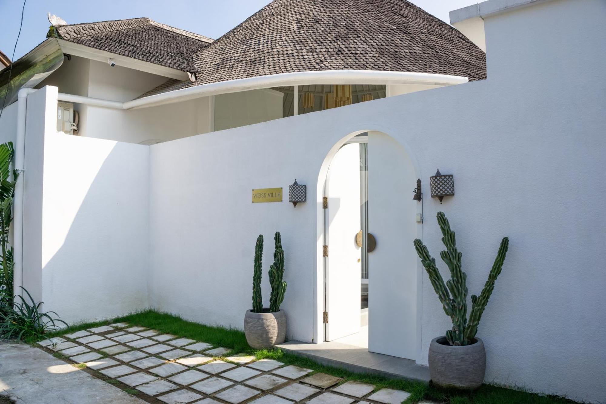 Villa Weiss Berawa Canggu Exterior foto
